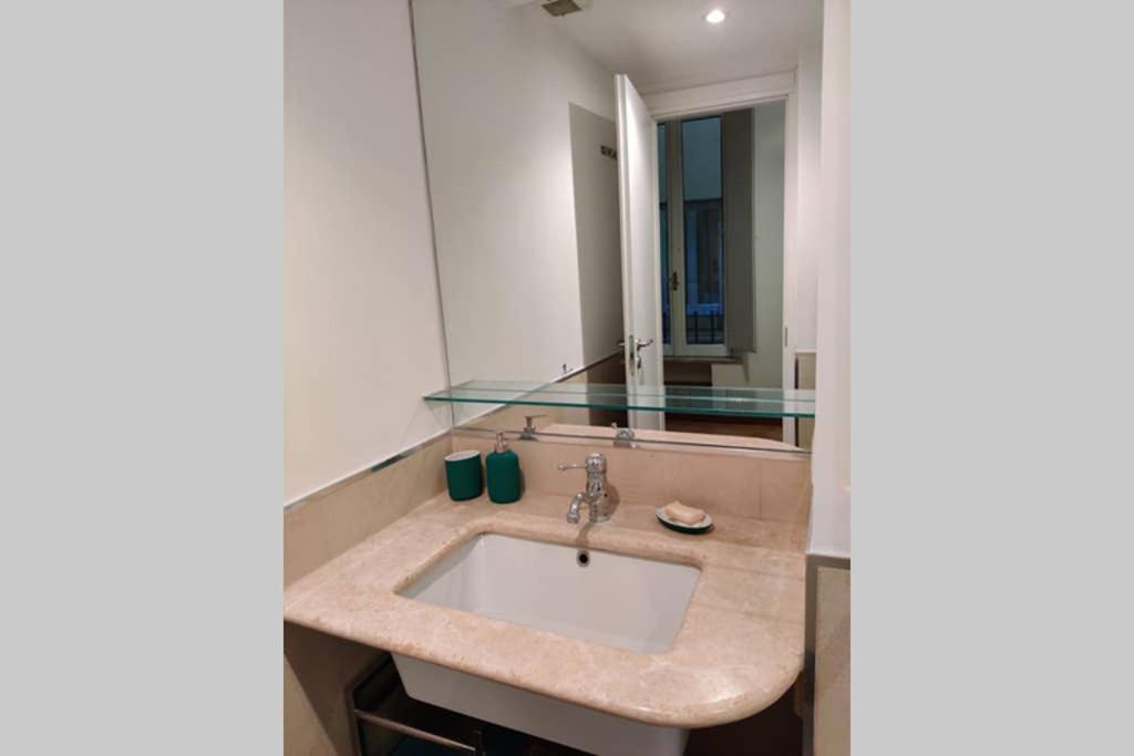 Lanza Tomasi Apartment - Centre Rome Exterior photo